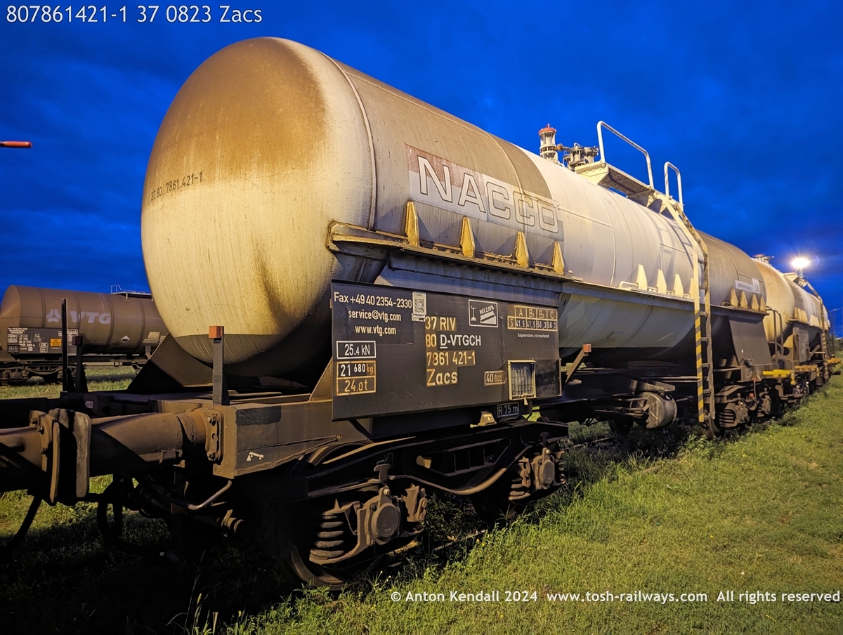 807861421-1_37 0823 Zacs.jpg
